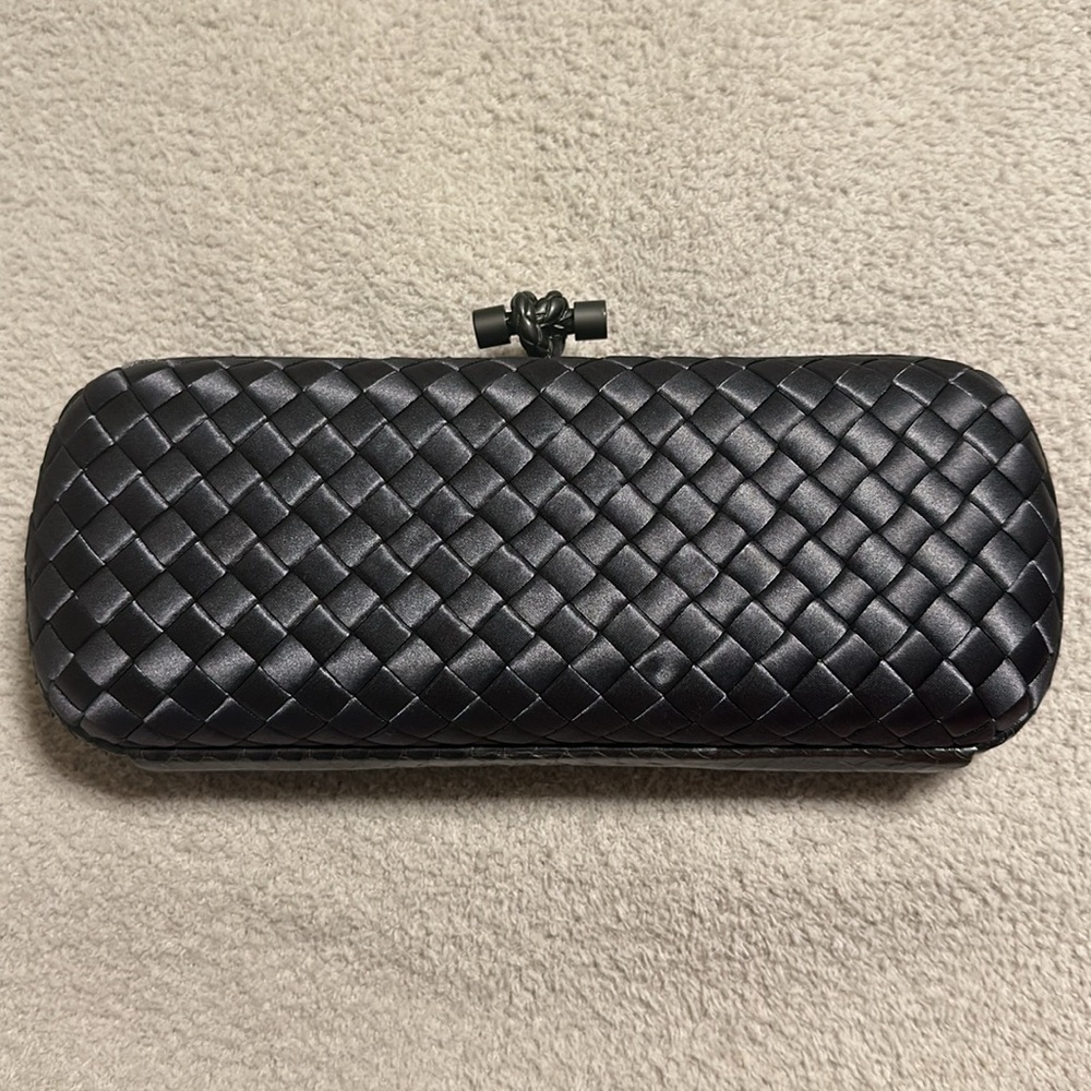 Bottega Veneta Clutch - Picture 7 of 10